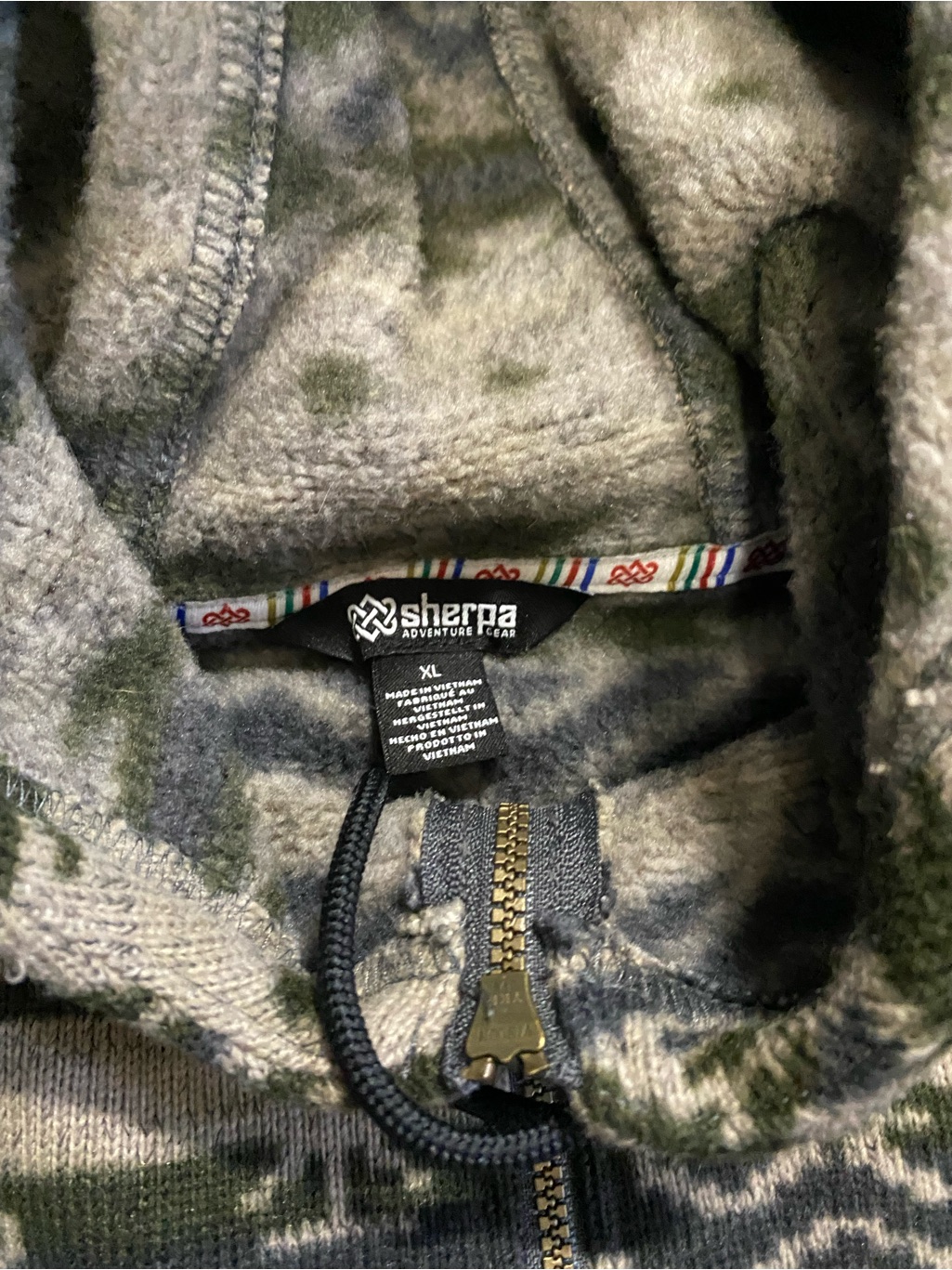 Nwot Mens Sherpa Adventures Patterned Zip-Up Hooded Sweater. Sz Xl Retail $129 — image 2 of 4